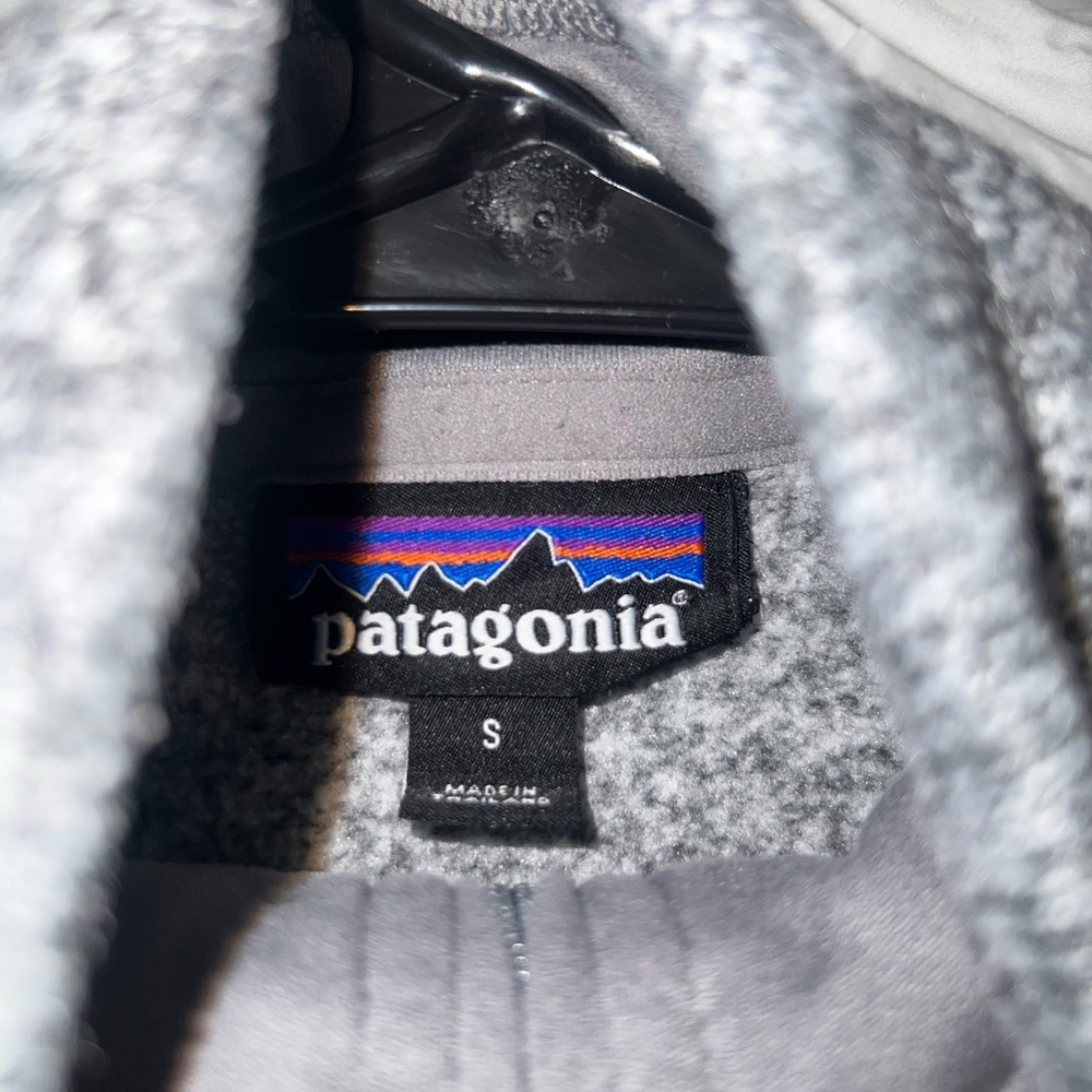 Patagonia Birch White Better Sweater 1/4 Zip Fleece in Women’s Size Small 🩶 - Picture 5 of 5